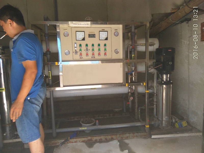 萊蕪客戶6噸單級純凈水設備